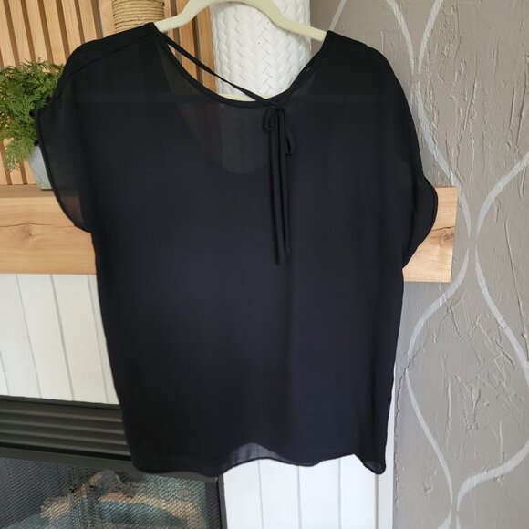 Loft Black Short Sleeve Top - Picture 2 of 3